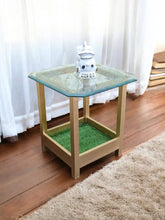 Corner Table