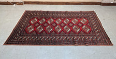 Vintage Sarook Hand Knotted Rug