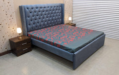 New King Size Bed With 2 Side Tables and Dressing Table