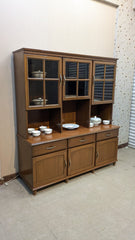 Beautiful Crockery Divider