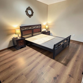 Queen Size Bed With 2 Side Tables