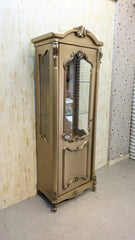 Brand New Unused Crockery Divider