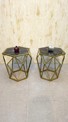 Corner table