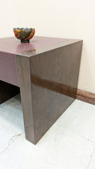 Corner Table