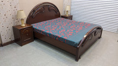 King Size Bed With 2 Side Tables