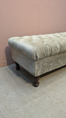 Chesterfield 2.5 Seater Settee
