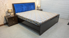 King Size Bed With 2 Side Tables