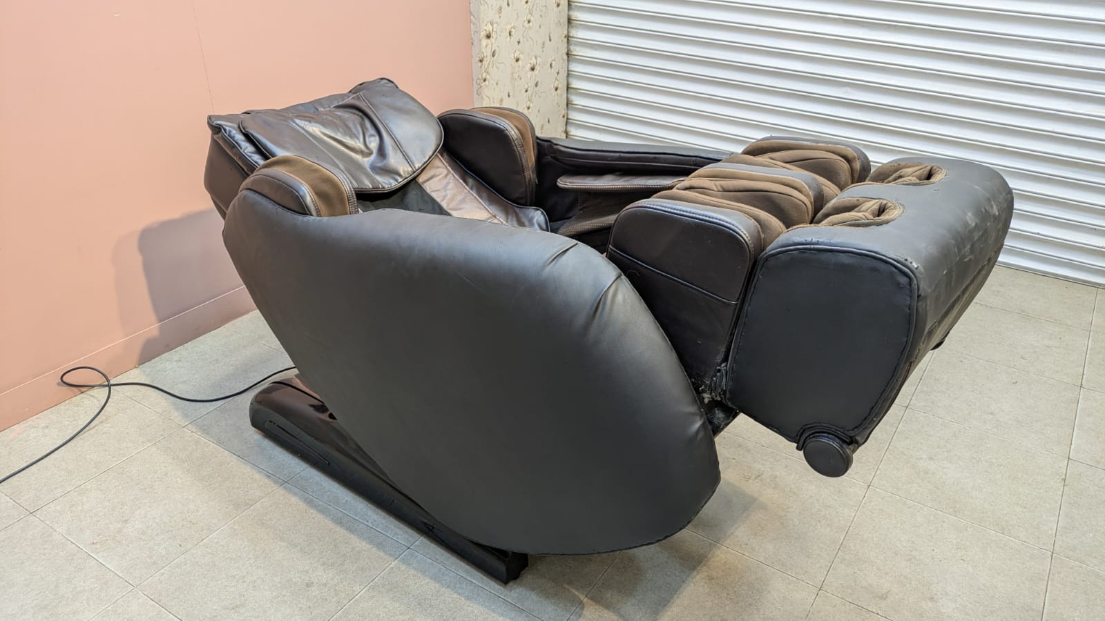 JC Buckman Massage Chair