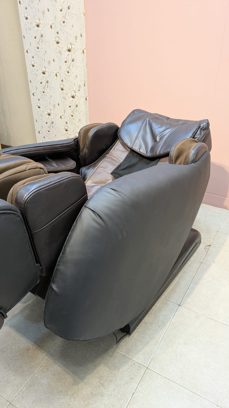 JC Buckman Massage Chair