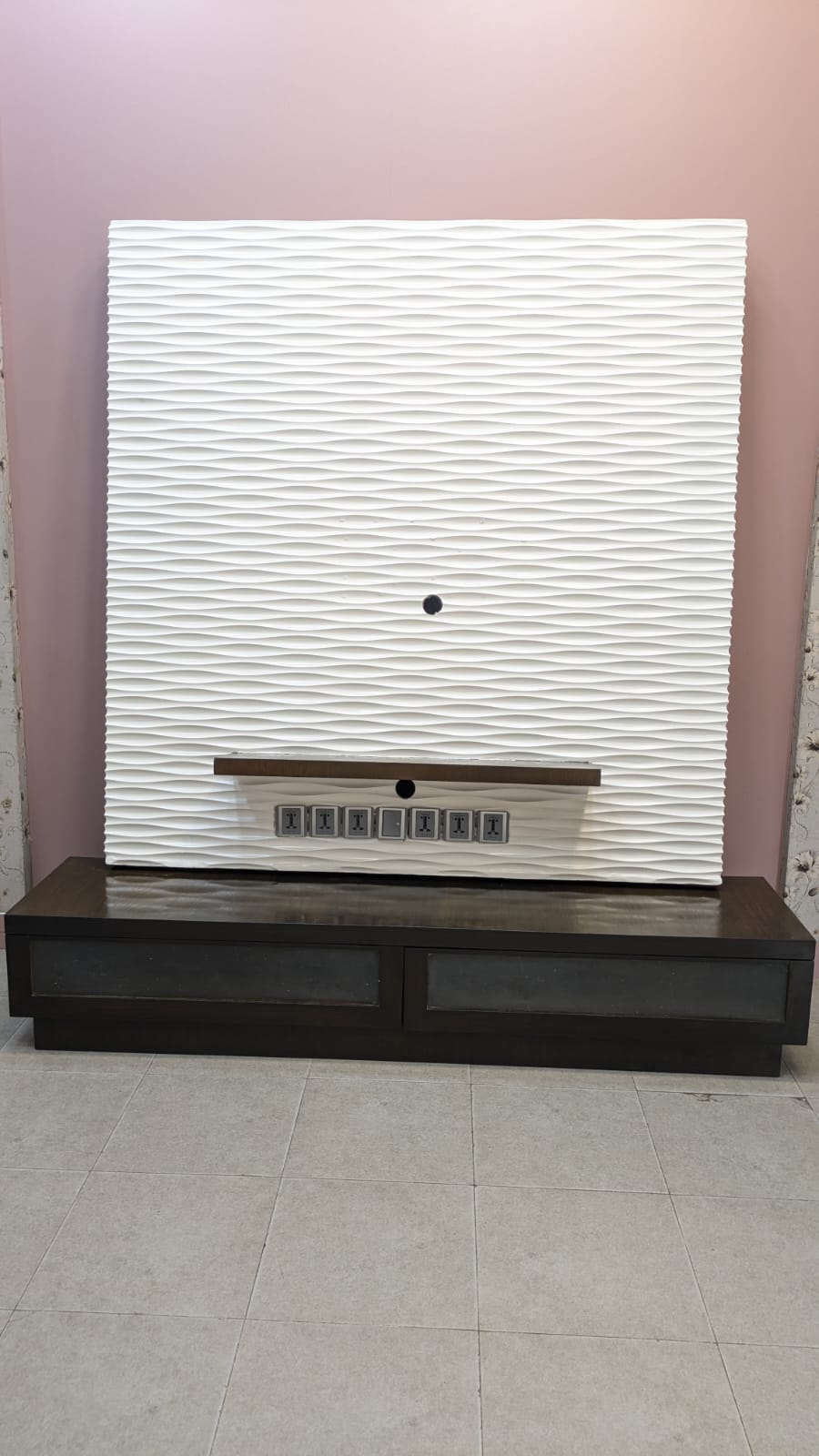 LED Unit with Wall Mounted Wall