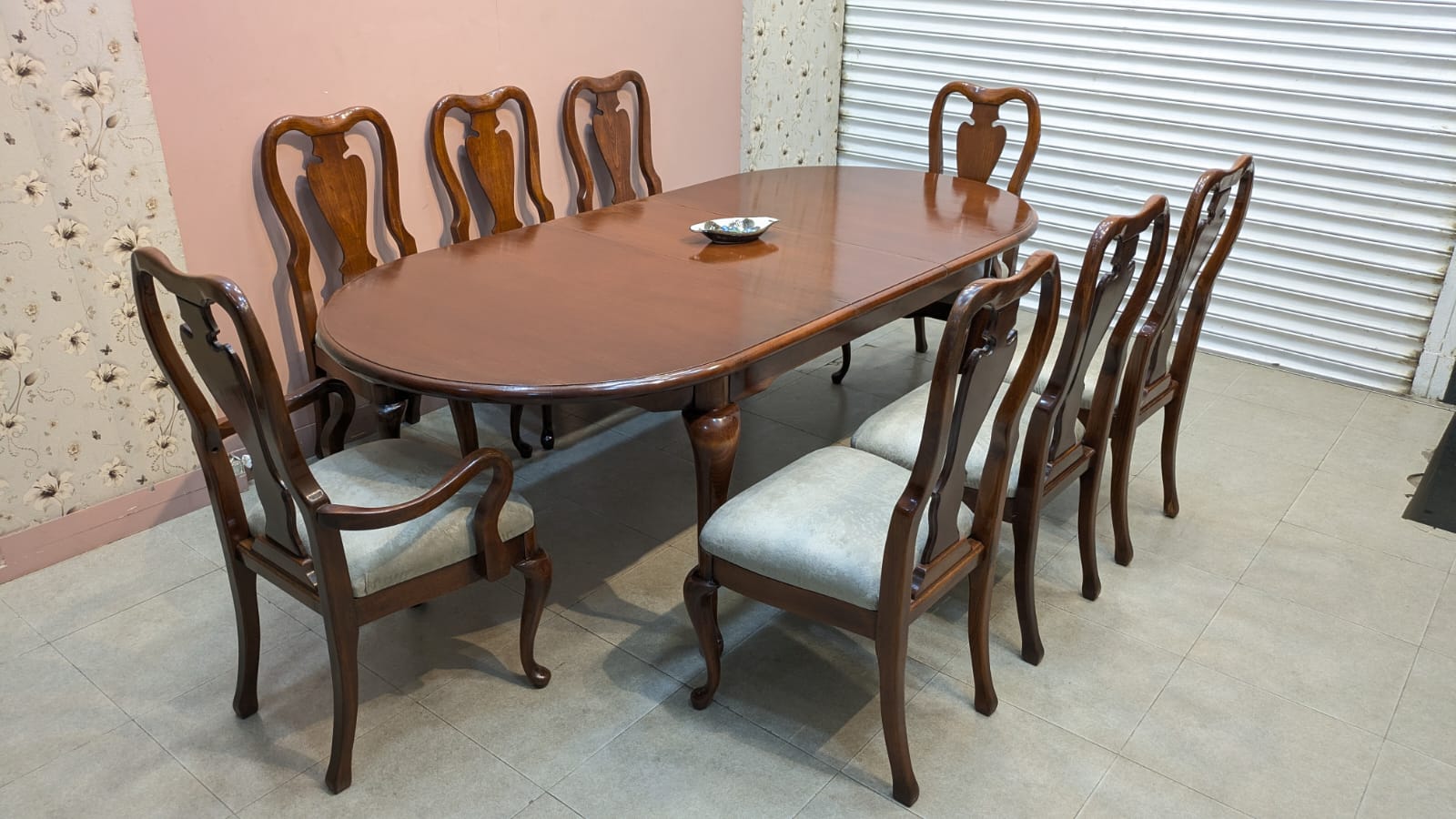 Imported American Queen Anne Extendable 8 Seater Dining Table with China Cabinet Cum Divider