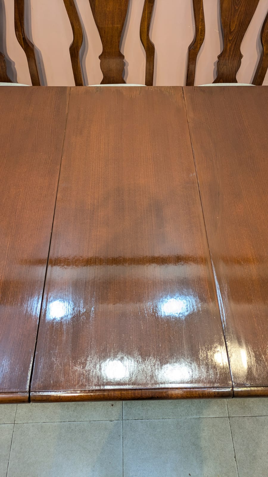 Imported American Queen Anne Extendable 8 Seater Dining Table with China Cabinet Cum Divider