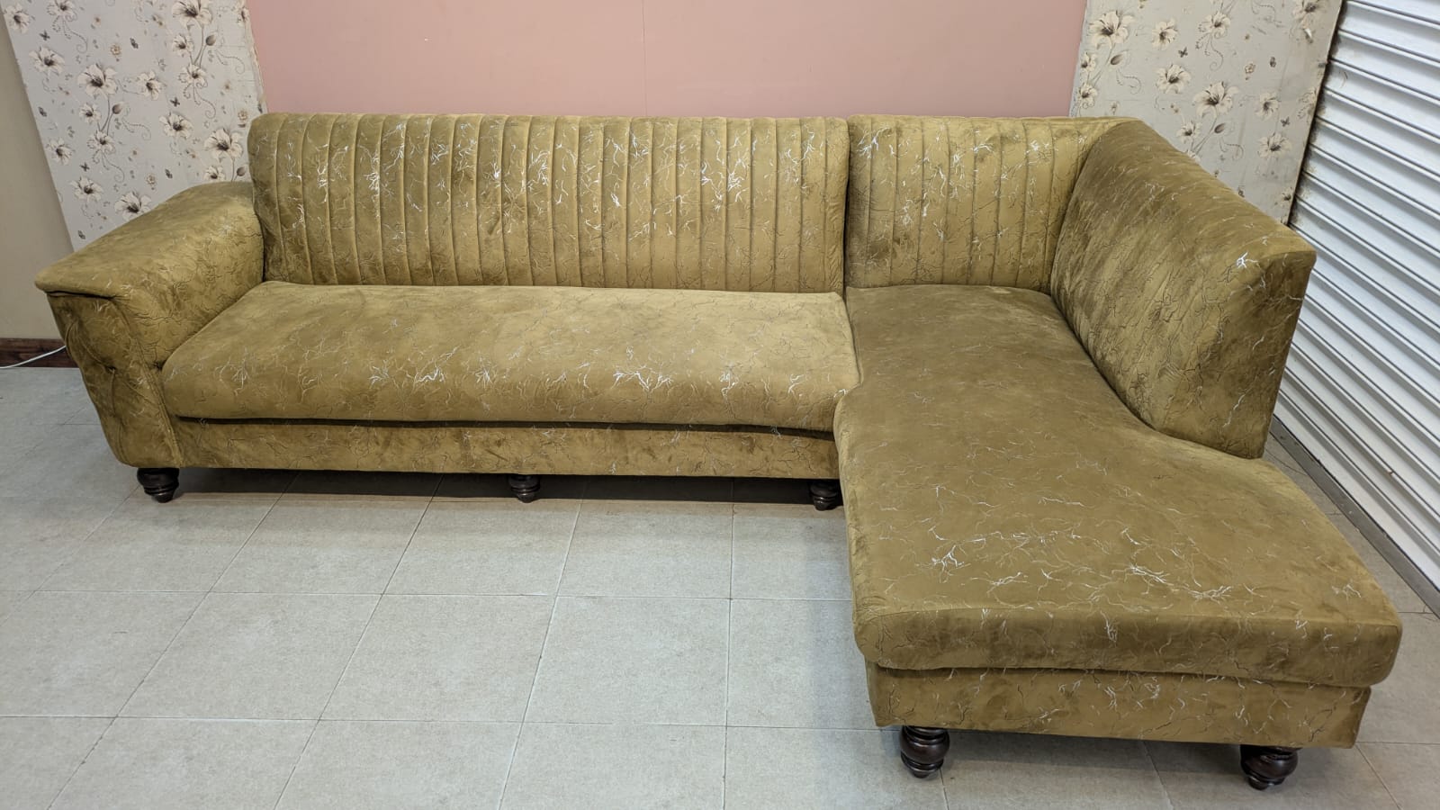 Comfortable 6 Seater L Shape Sofa