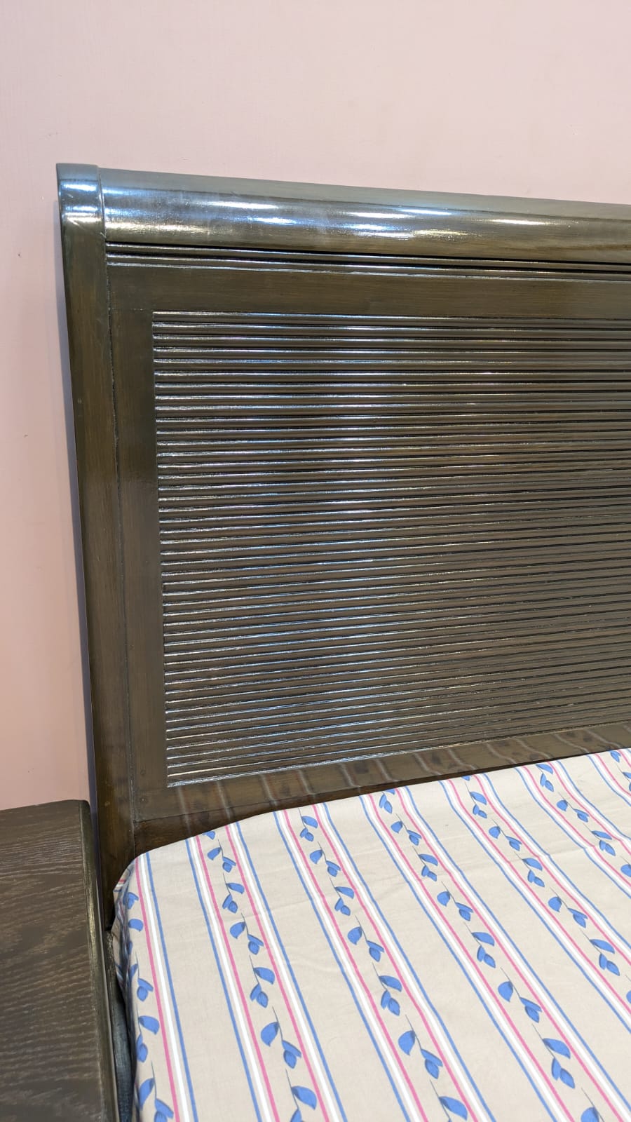 Inter Wood King Size Bed Set