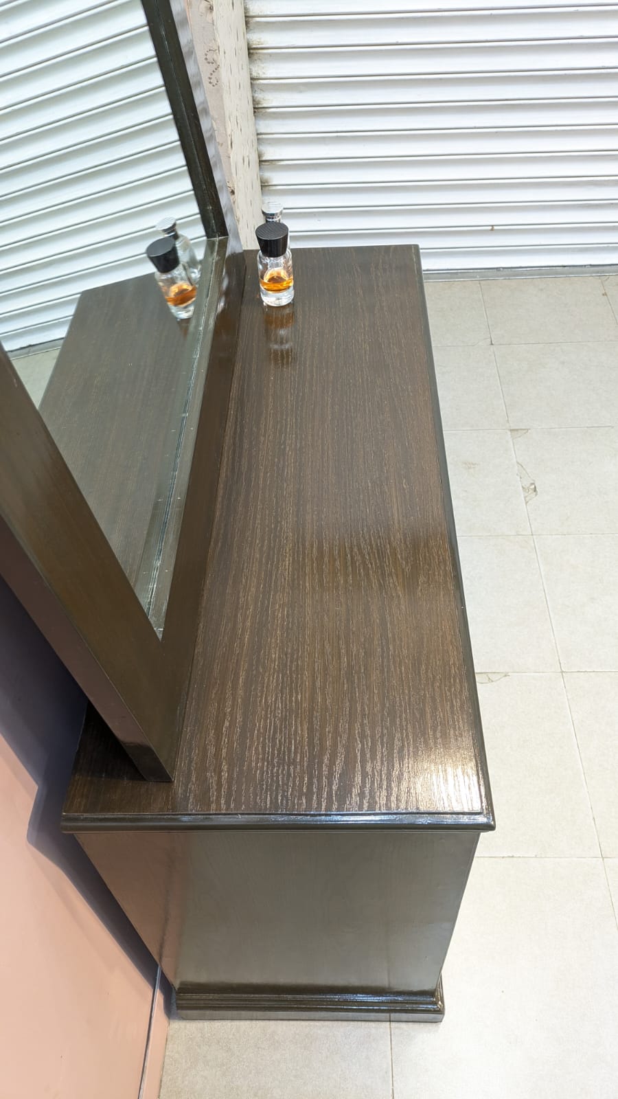 Inter Wood King Size Bed Set