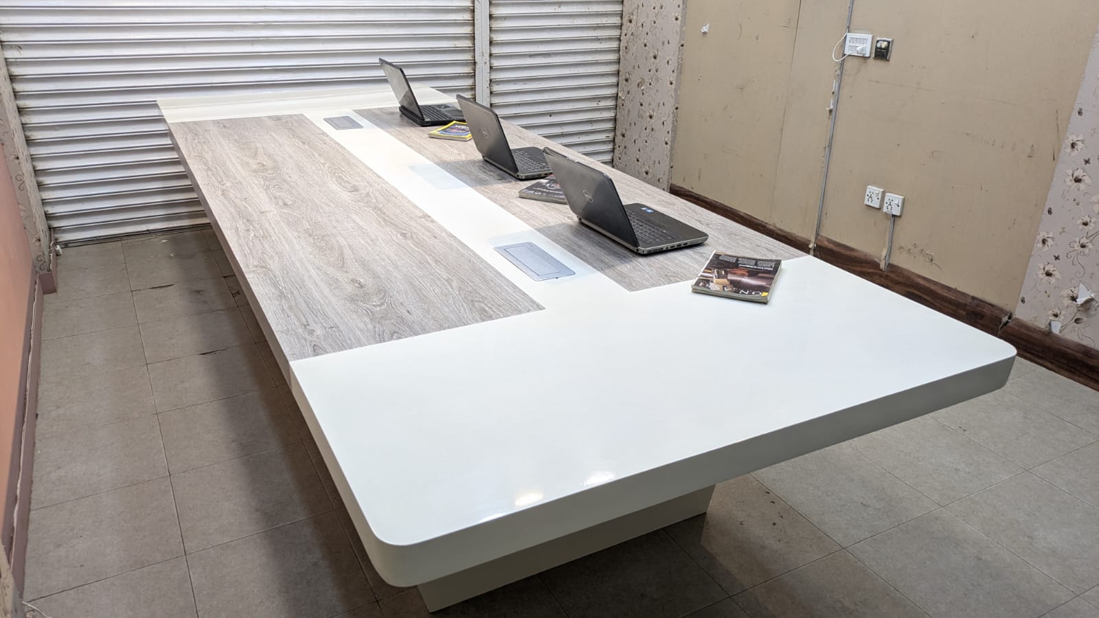 Habitt Conference Table