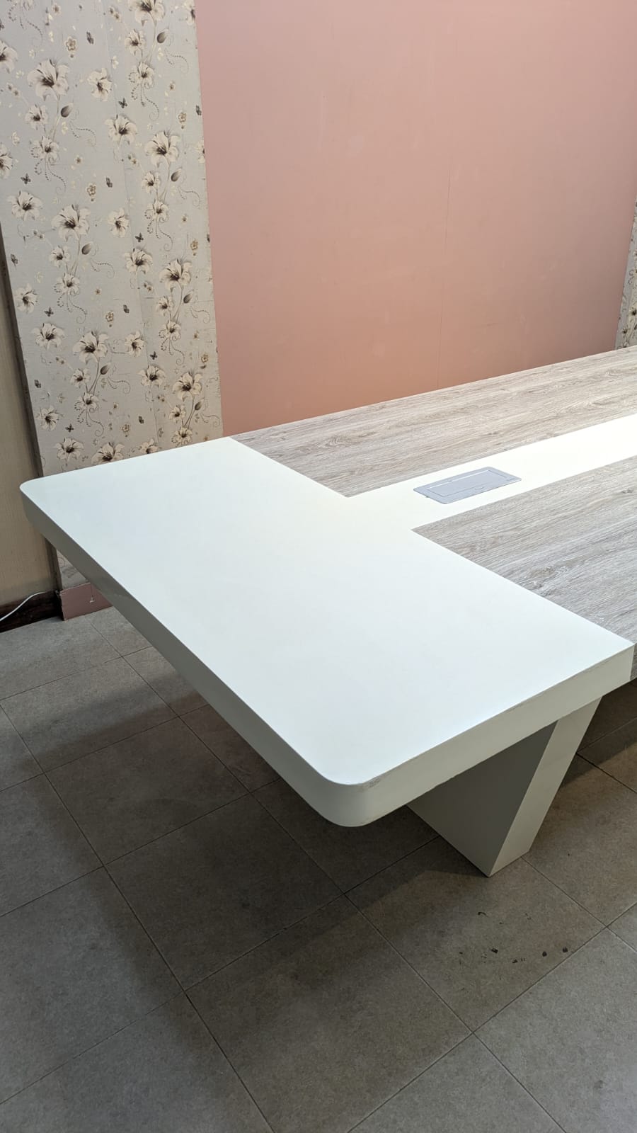 Habitt Conference Table
