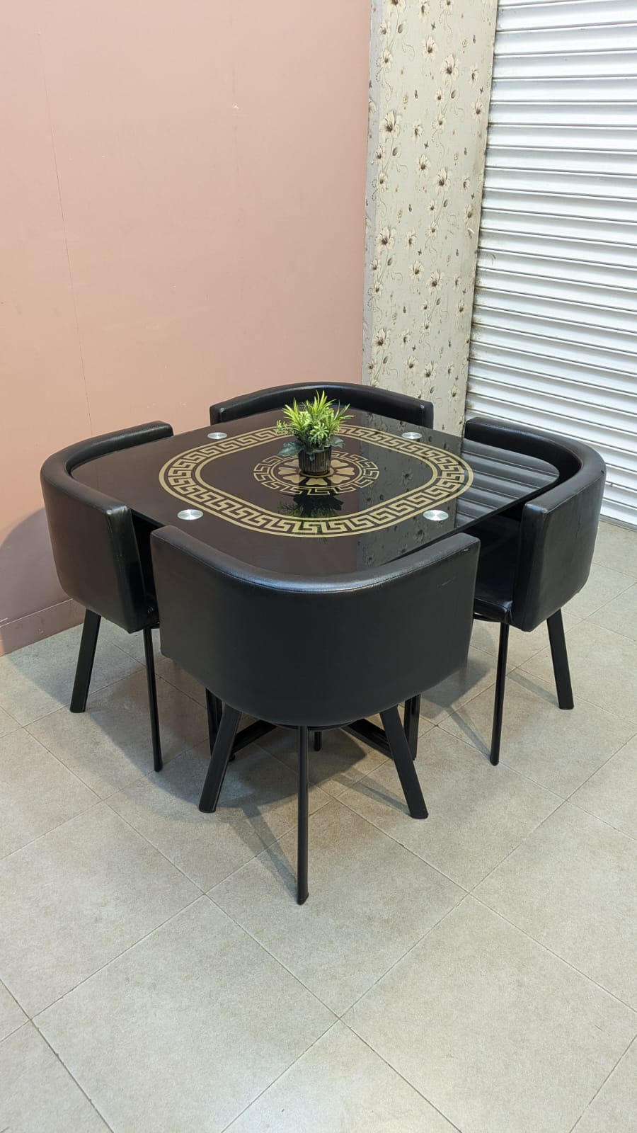 ELEGANT BLACK &amp; GOLD 4-SEATER DINING TABLE SET