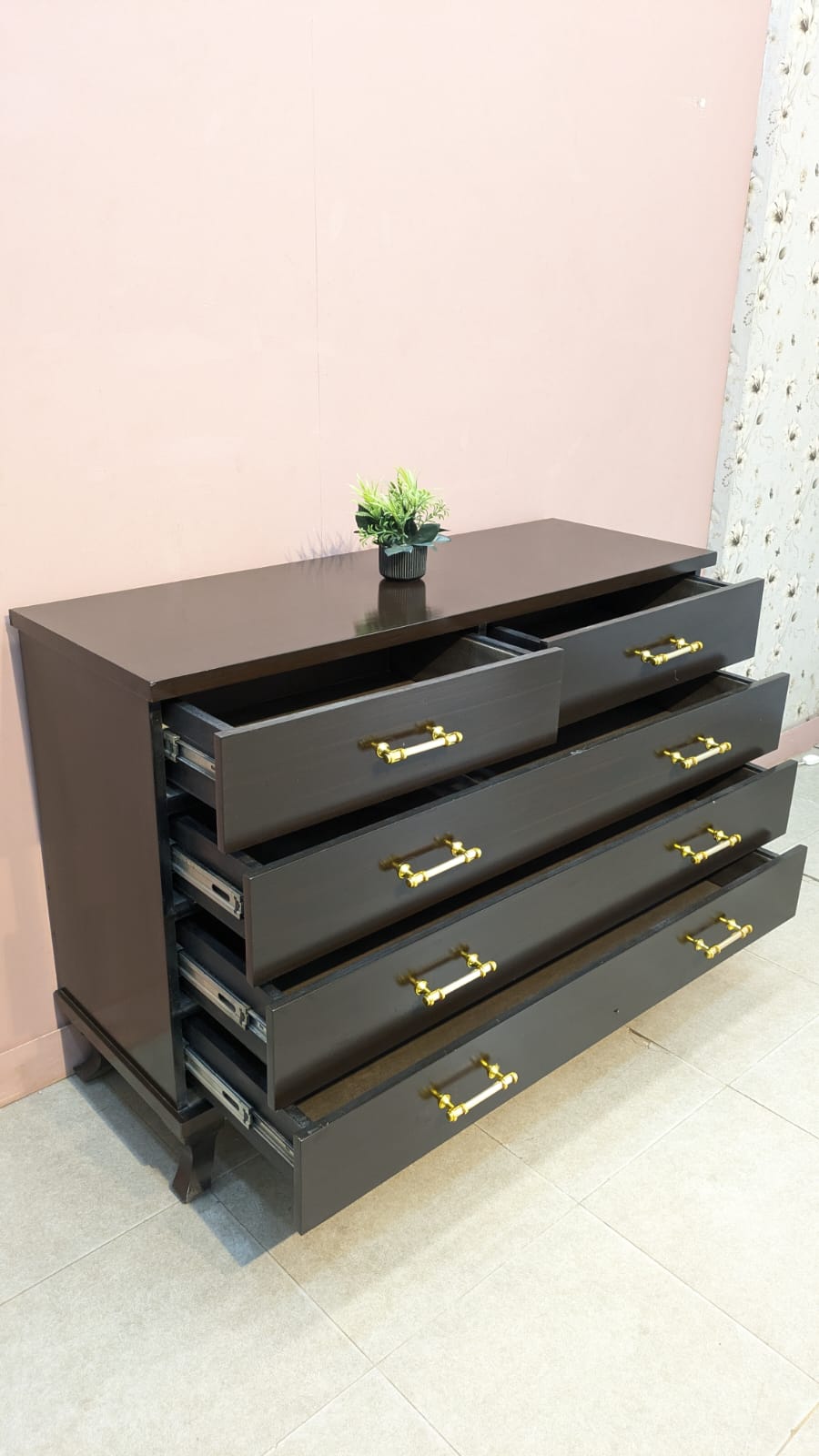 Elegant Design Chest Of drawer