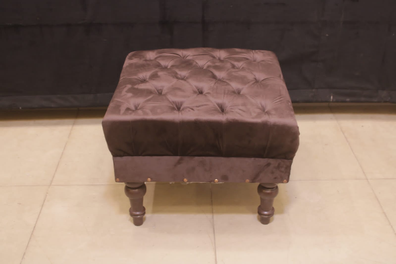 TGSC 4 Seater Ottoman Set Chesterfield Design (Subject To Price Change)