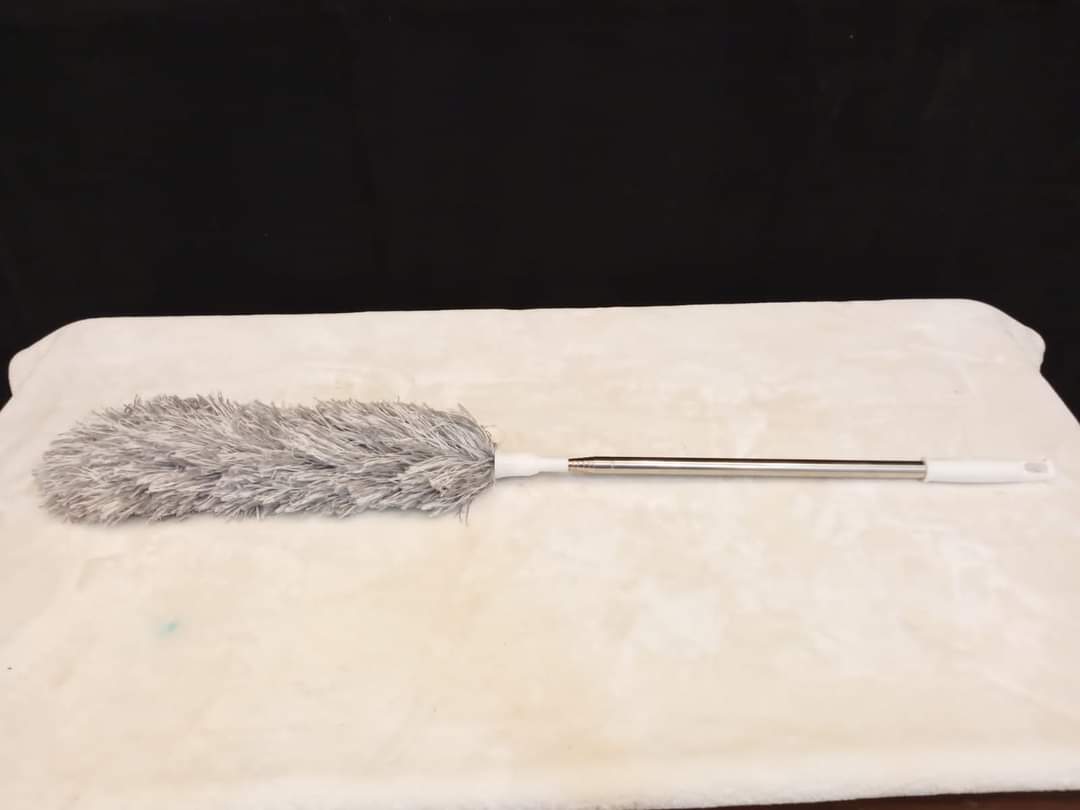 Brand New Extendable Portable Cleaning Duster