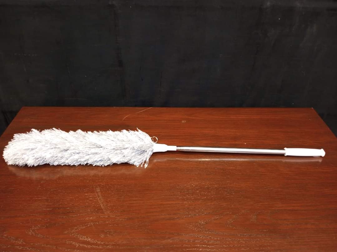 Brand New Extendable Portable Cleaning Duster
