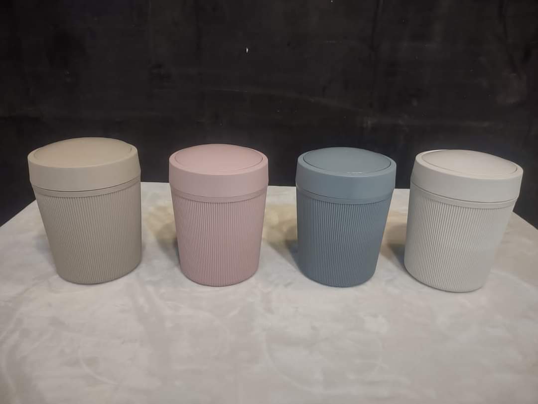 Brand New Plastic Dustbin