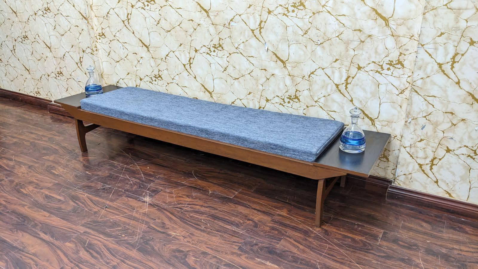 3 Seater Seattee