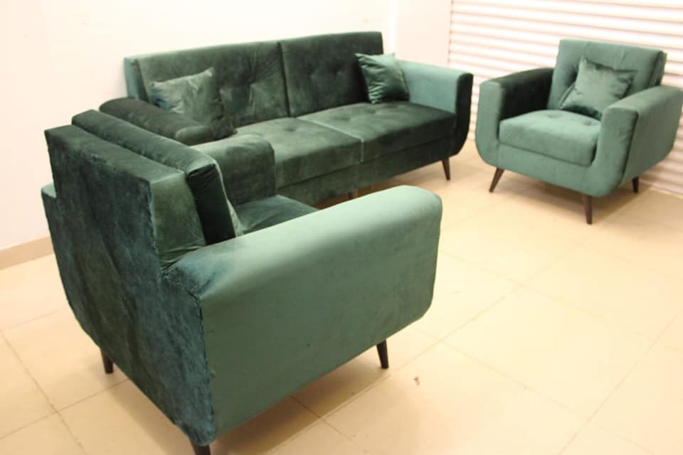 4 Seater Sofa Set (Subject To Price Change)