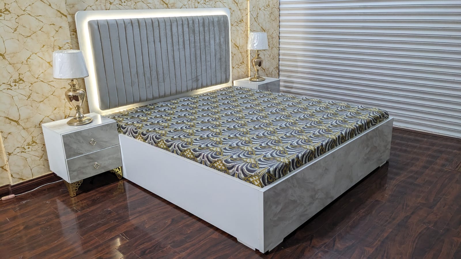 Brand New King Size Bedroom Set