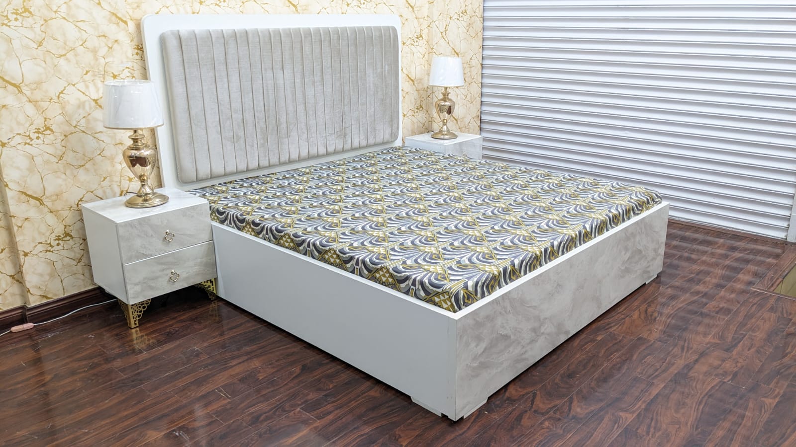 Brand New King Size Bedroom Set