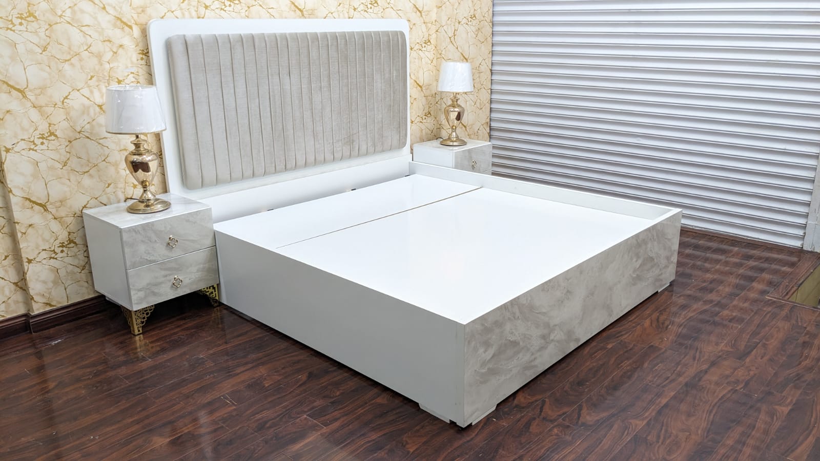 Brand New King Size Bedroom Set