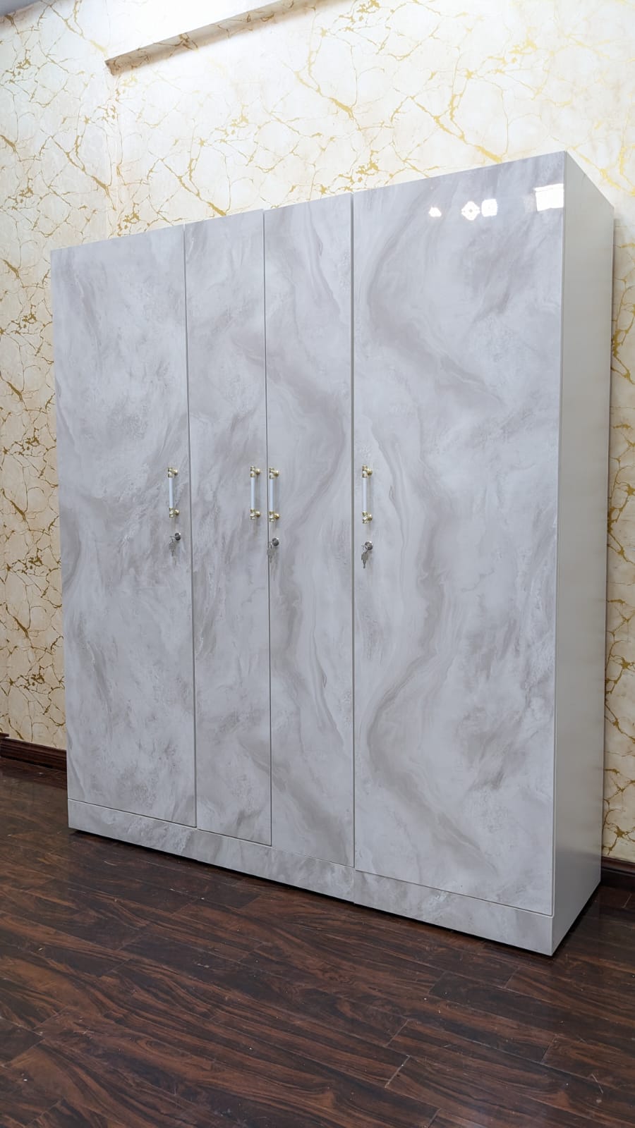 Brand New King Size Bedroom Set