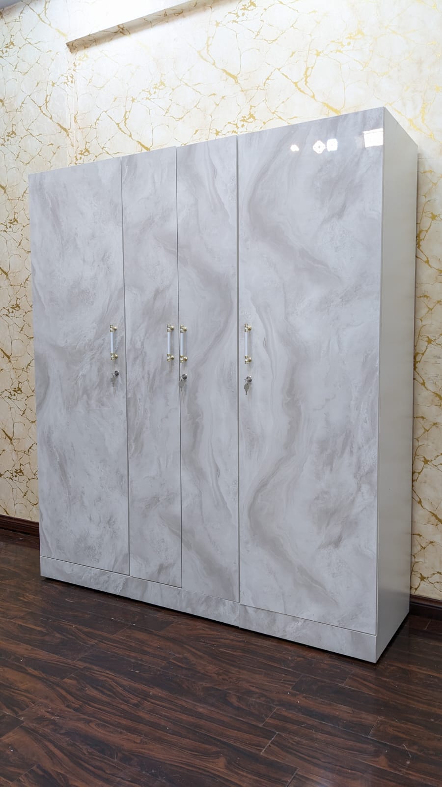 Brand New King Size Bedroom Set