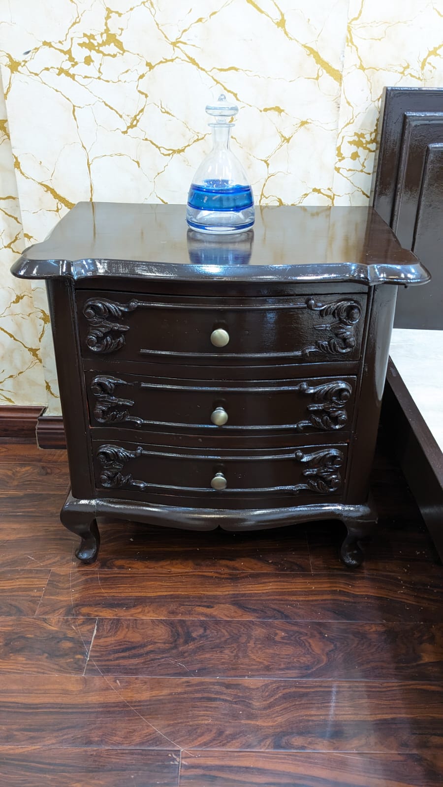 King Size Bed with 2 Side Tables
