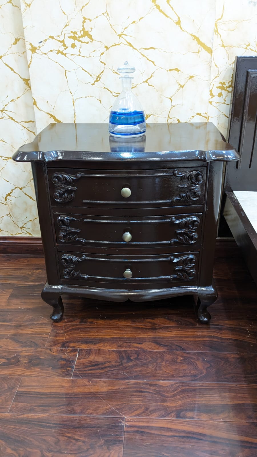 King Size Bed with 2 Side Tables