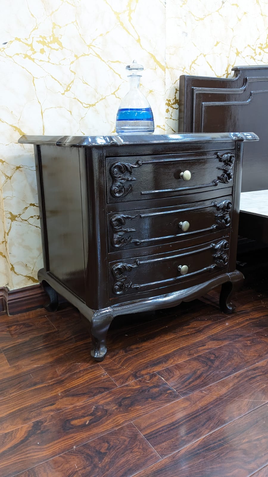 King Size Bed with 2 Side Tables