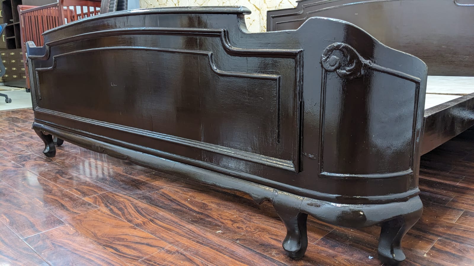 King Size Bed with 2 Side Tables