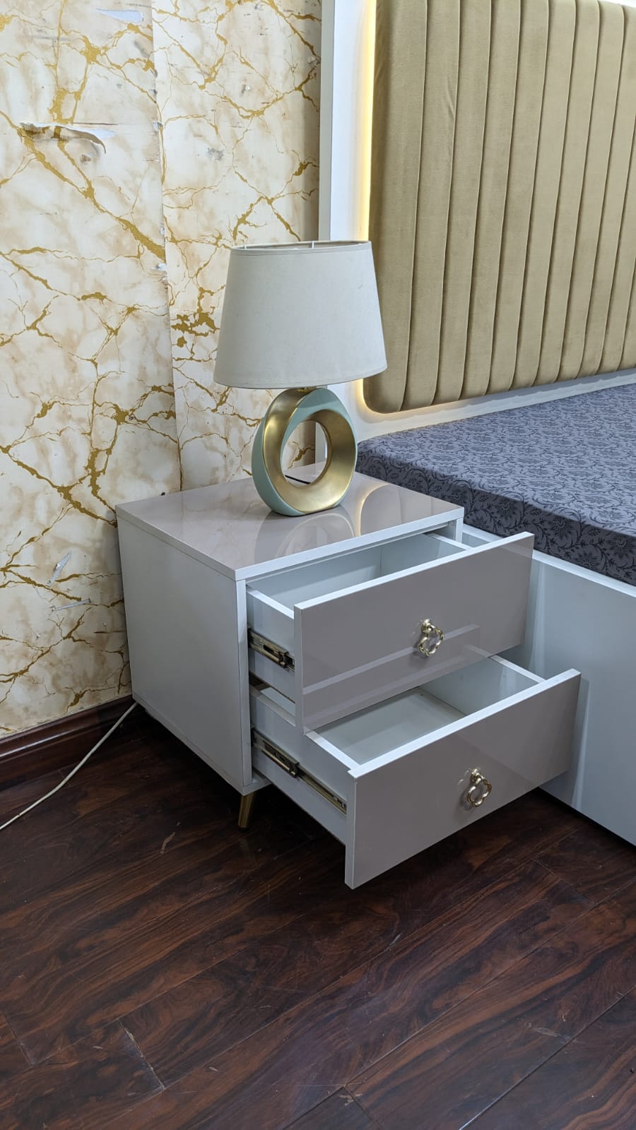 Brand New King Size Bed Set
