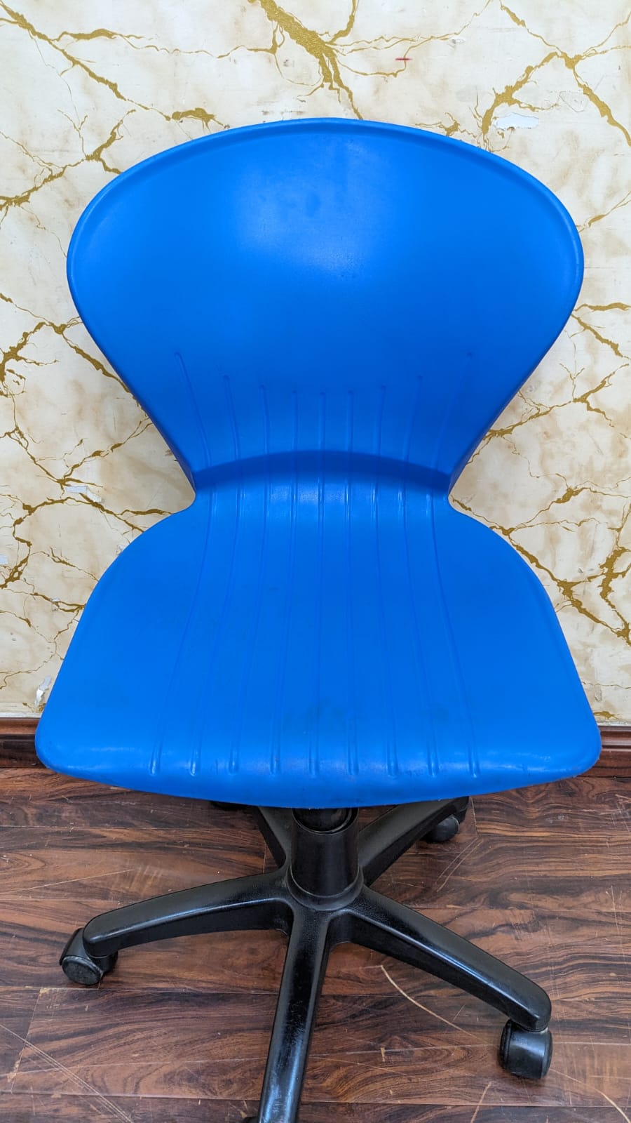 🔥 Boss 🔥 3 Revolving Chair