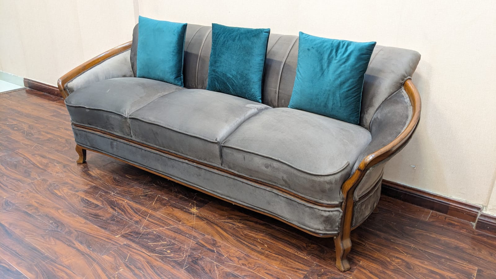 Solid Sheesham Wood 5 Seater Sofa Set