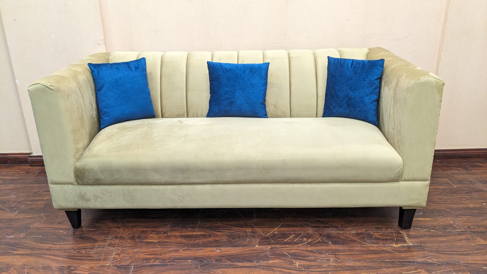 Panel Design 5 Seater Sofa Set