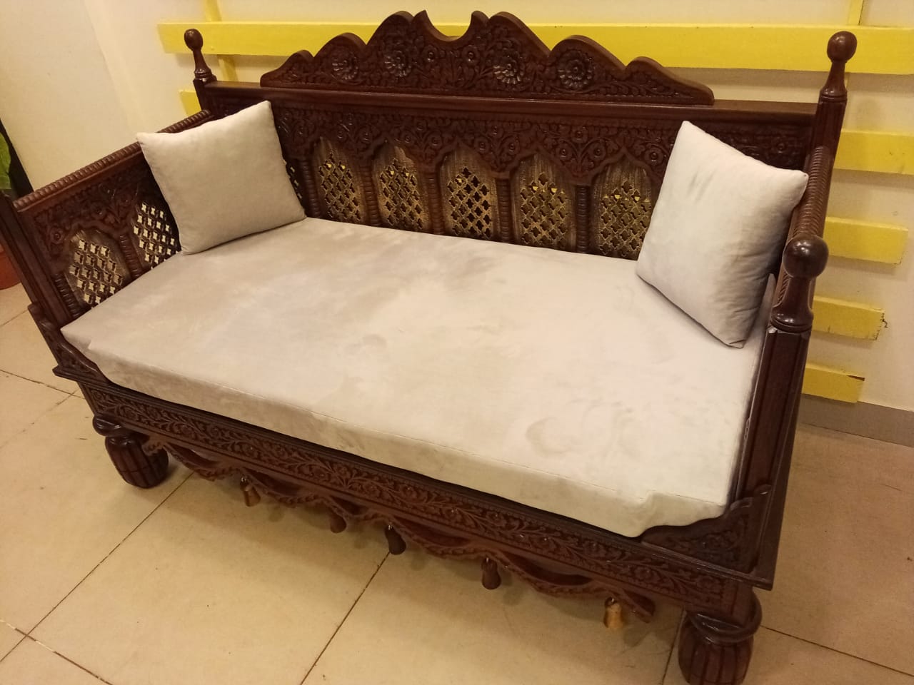 Chinioti Sofa (2 Seater) (Subject to Price Change)