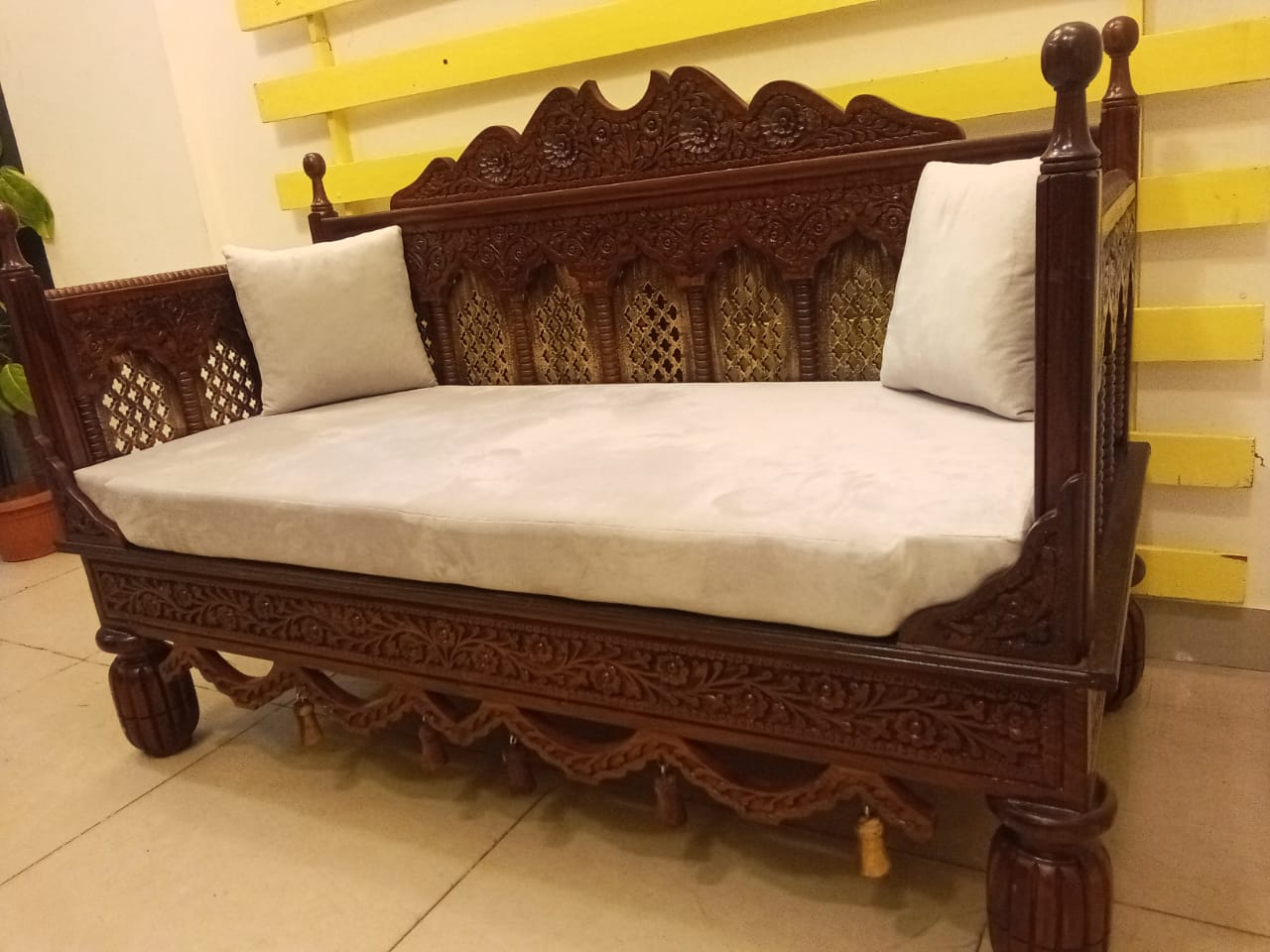 Chinioti Sofa (2 Seater) (Subject to Price Change)