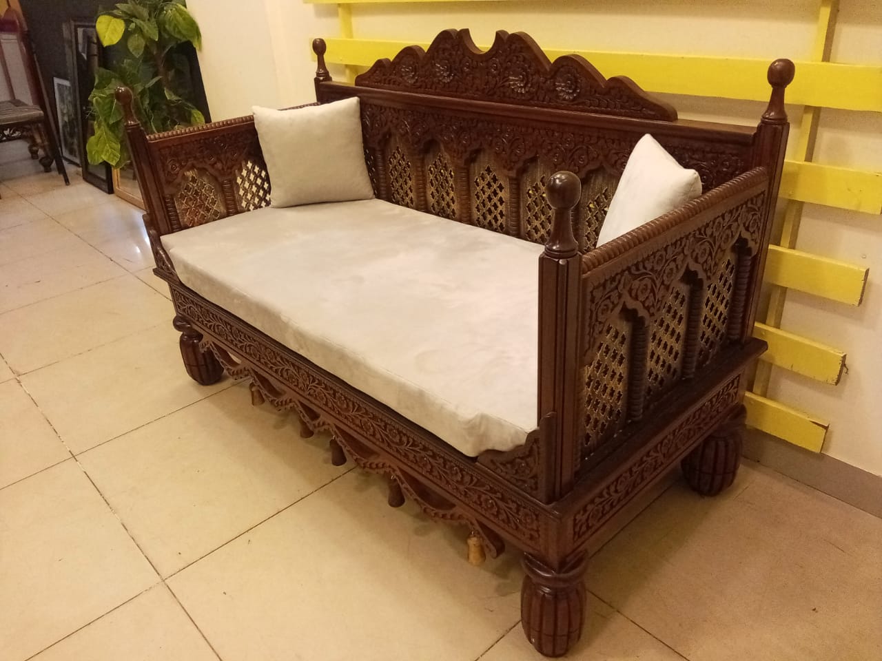 Chinioti Sofa (2 Seater) (Subject to Price Change)