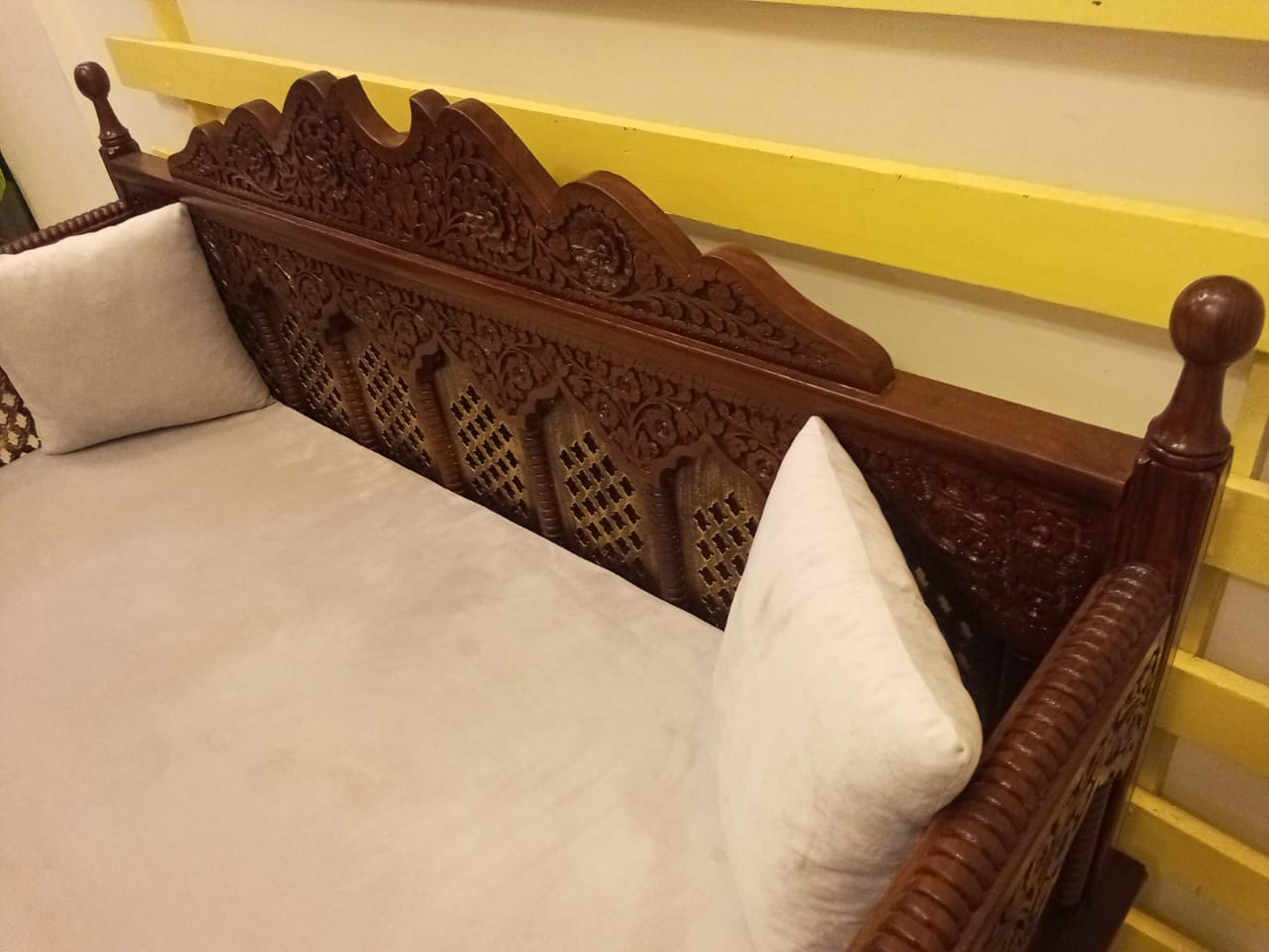 Chinioti Sofa (2 Seater) (Subject to Price Change)