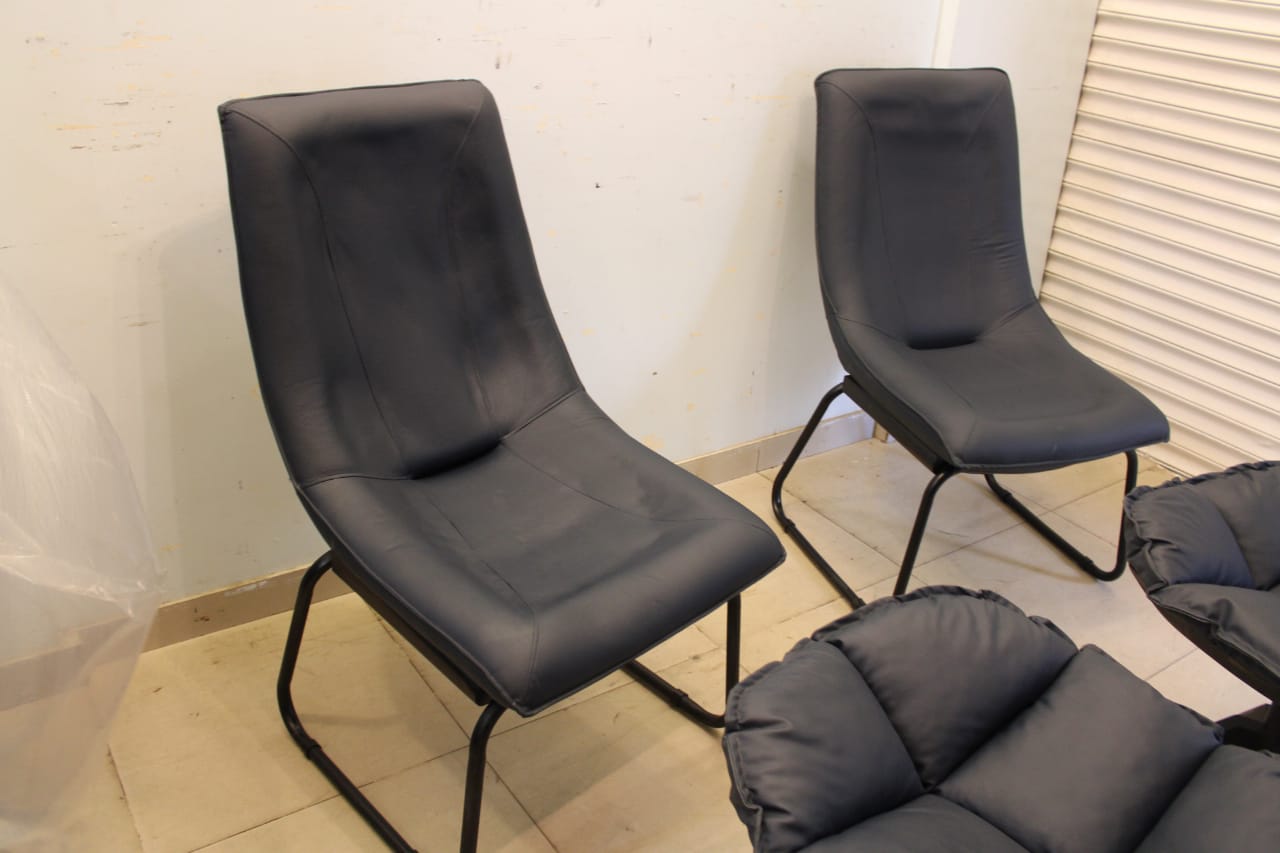 Relaxing Chairs With Foot Rest (Subject to Price Change)