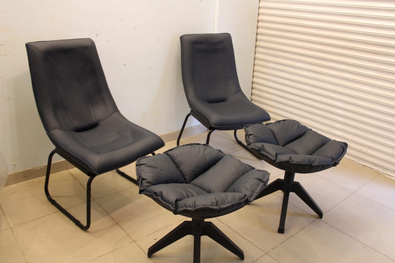 Relaxing Chairs With Foot Rest (Subject to Price Change)