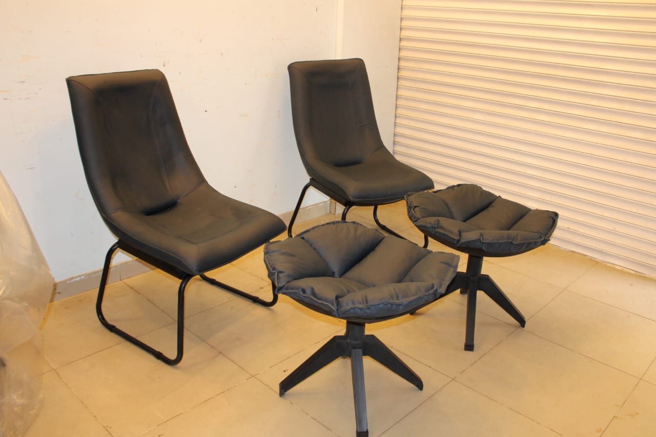 Relaxing Chairs With Foot Rest (Subject to Price Change)