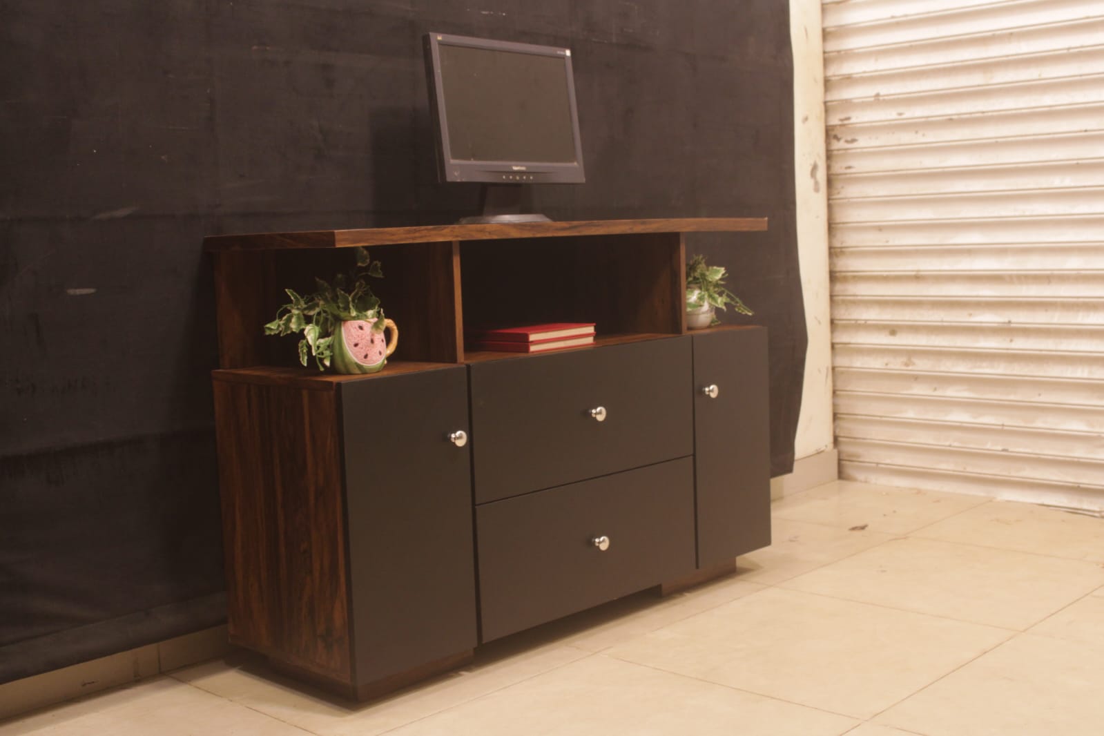 Side Board/Led Unit